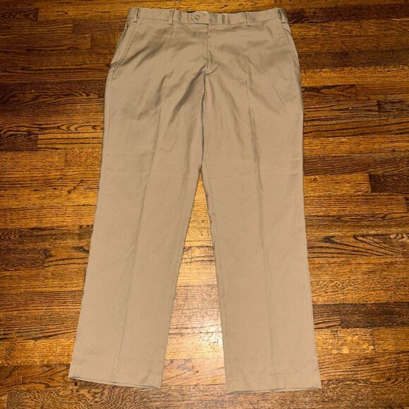 New Jos A Banks Pants - Picture 1 of 4